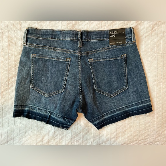 Banana republic denim shorts NWT - Picture 2 of 5
